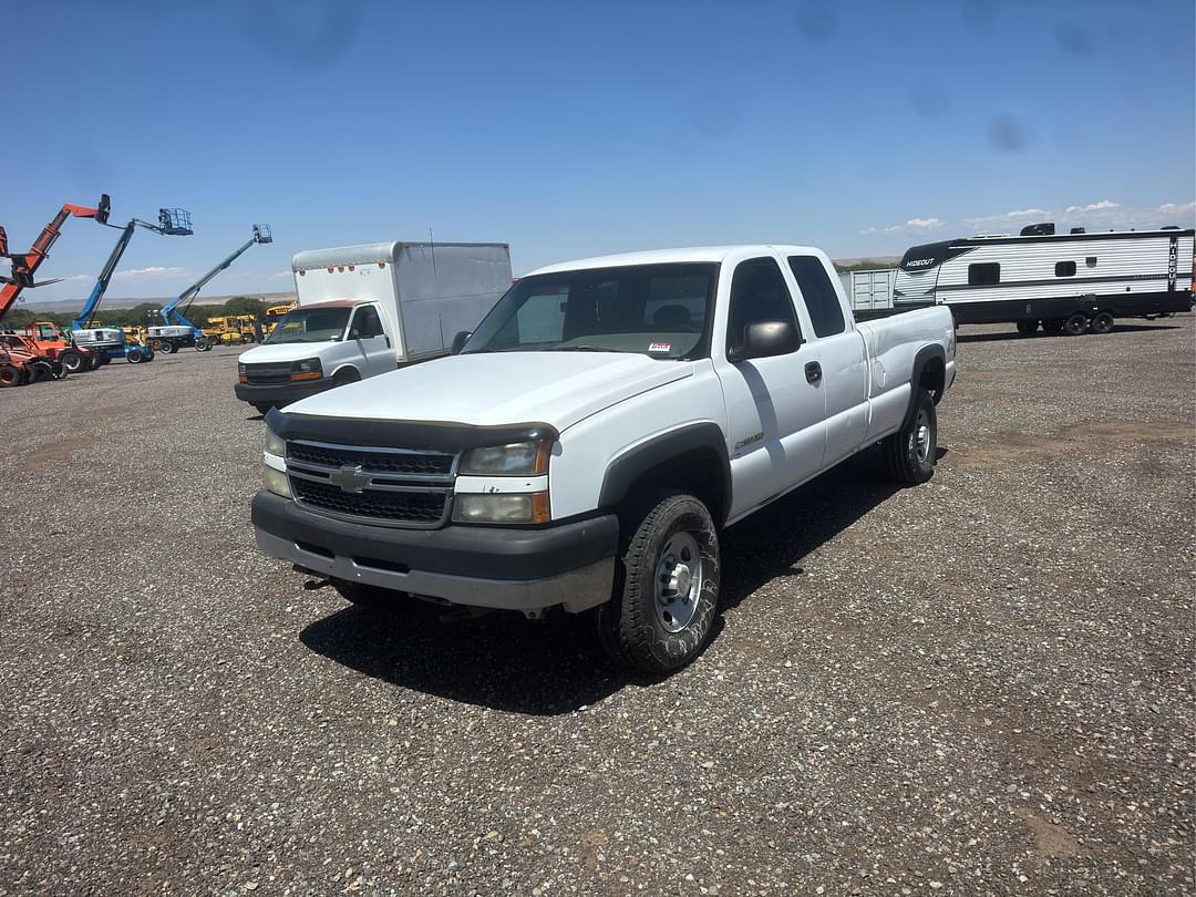 Image of Chevrolet 2500 Primary image