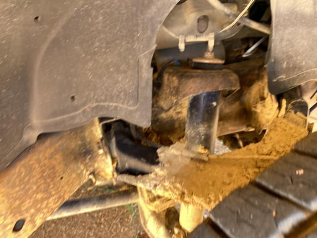 Image of Chevrolet 2500HD equipment image 4