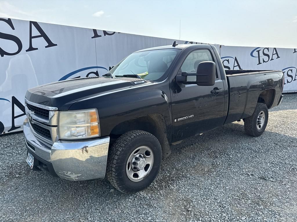 Image of Chevrolet 2500 Primary image