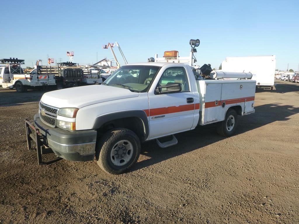 Image of Chevrolet 2500 Primary image