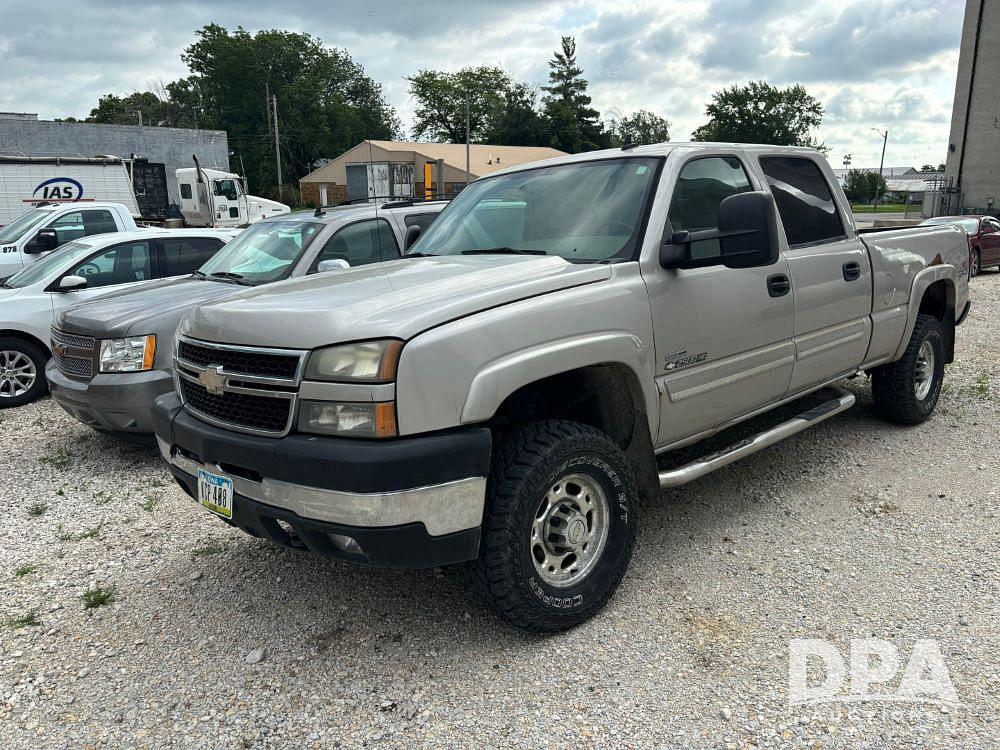 Image of Chevrolet 2500HD Primary image