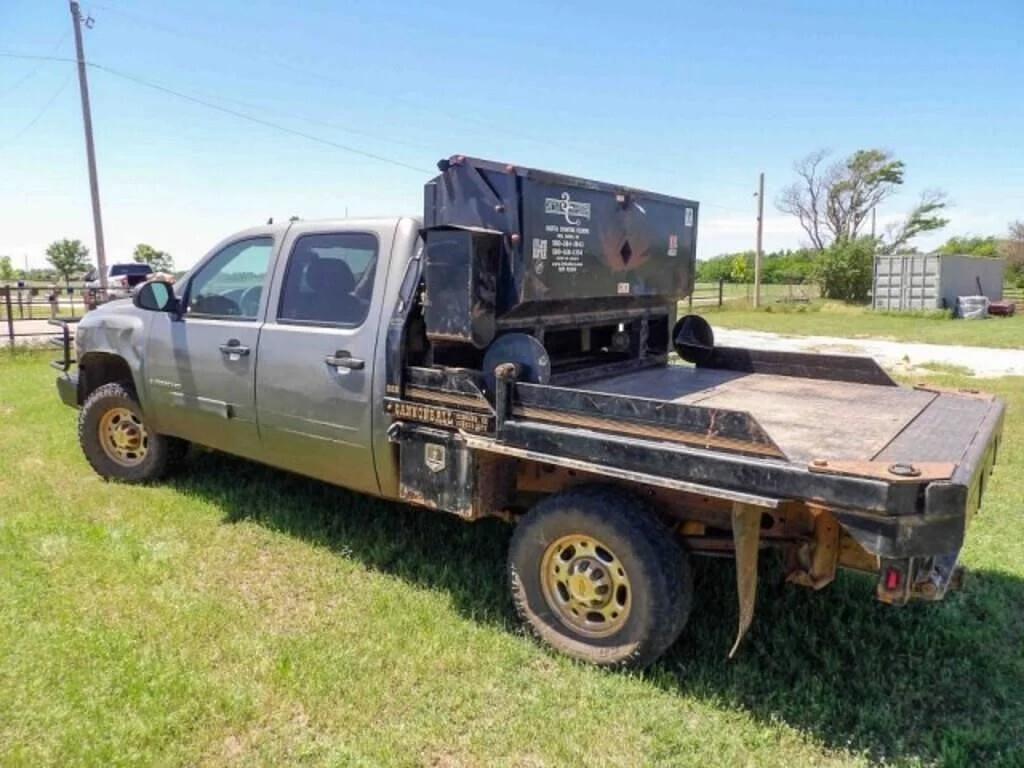 Image of Chevrolet 2500HD Primary image