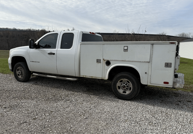 Image of Chevrolet 2500HD equipment image 4