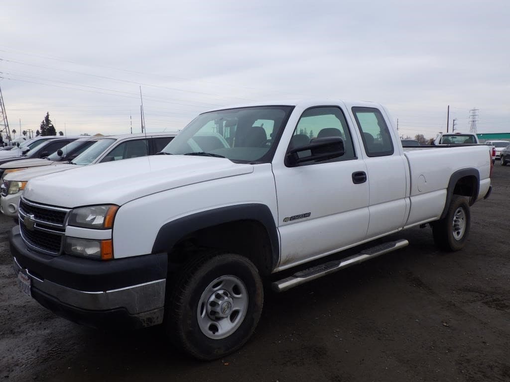 Image of Chevrolet 2500HD Primary image