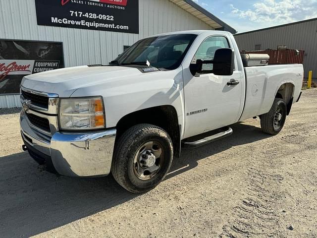 Image of Chevrolet 2500HD equipment image 1