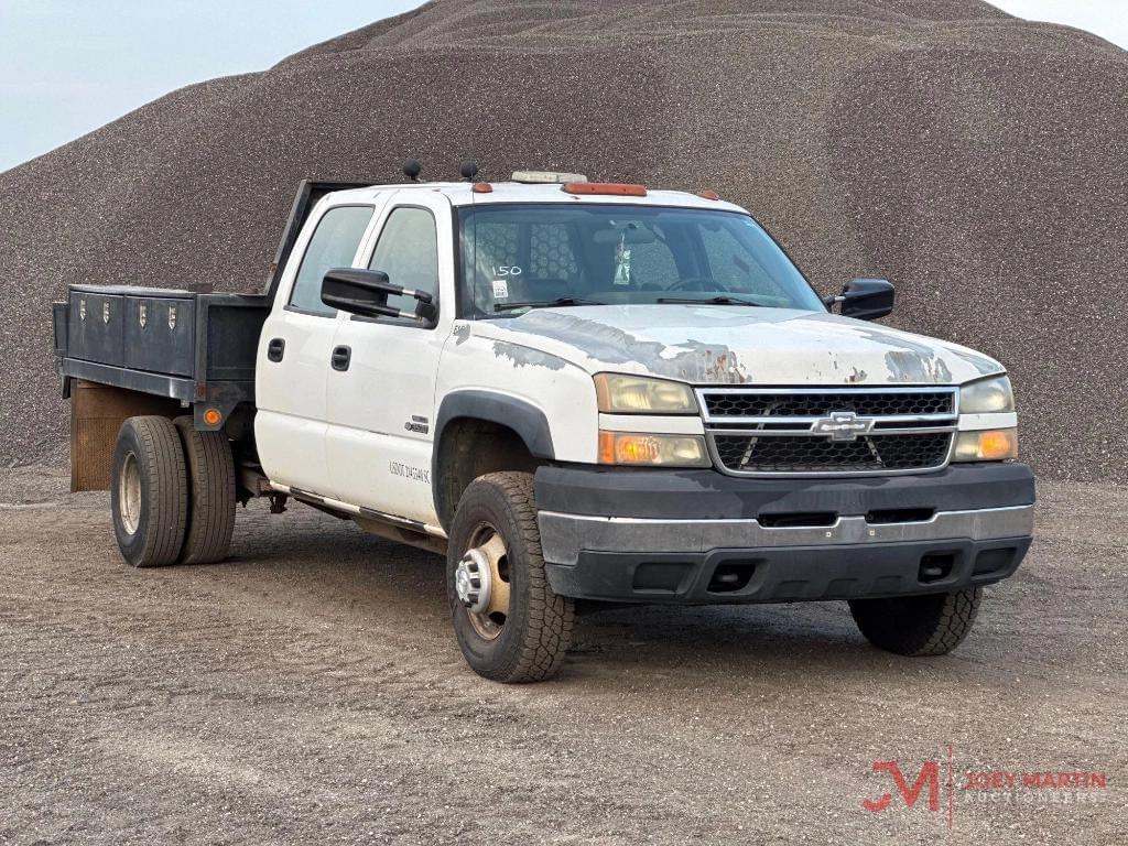 Image of Chevrolet 3500 Primary image