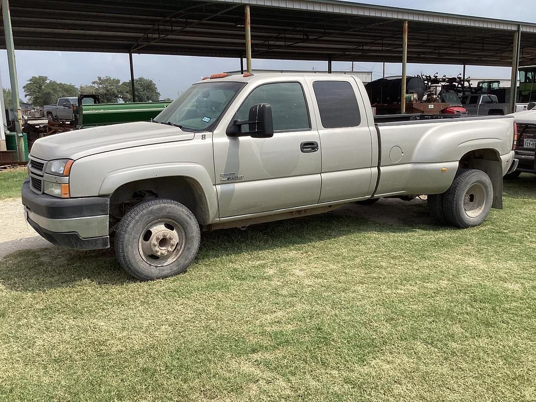 Image of Chevrolet 3500 Primary image