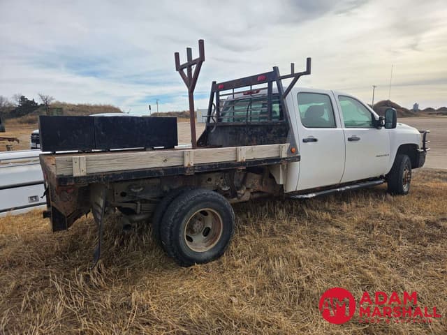 Image of Chevrolet 3500 equipment image 3