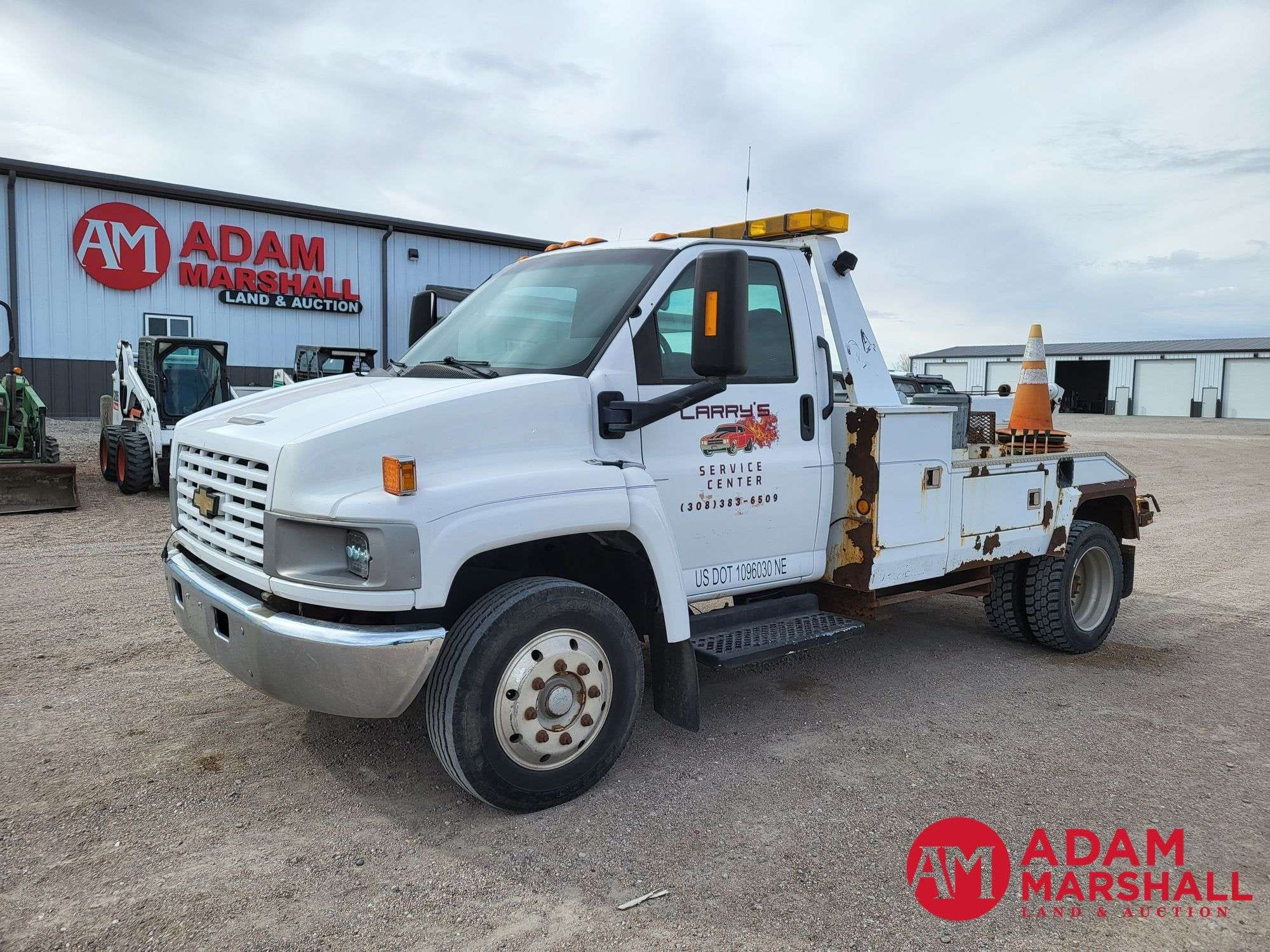 2007 Chevrolet 5500 Equipment Image0