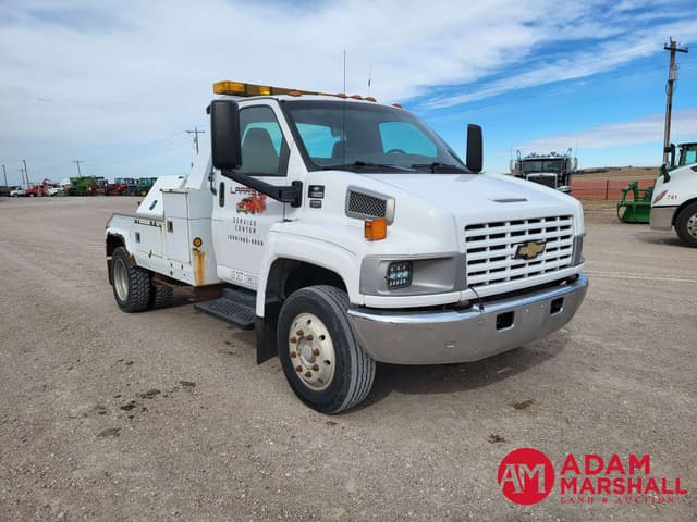Image of Chevrolet 5500 equipment image 1