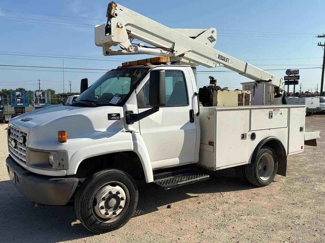 Image of Chevrolet C4500 Primary image