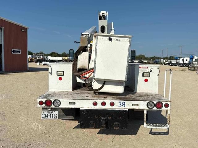 Image of Chevrolet C4500 equipment image 4
