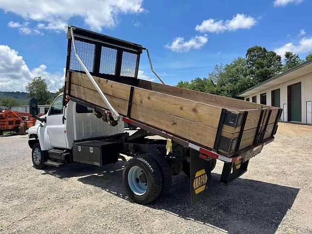 Image of Chevrolet C4500 equipment image 3
