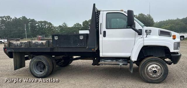 Image of Chevrolet C4500 equipment image 3