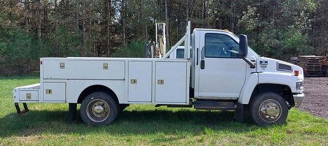 Image of Chevrolet C4500 equipment image 3