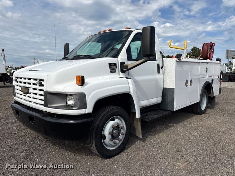 Image of Chevrolet C4500 Primary image