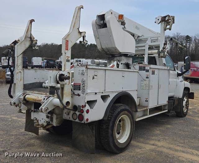 Image of Chevrolet C7500 equipment image 4