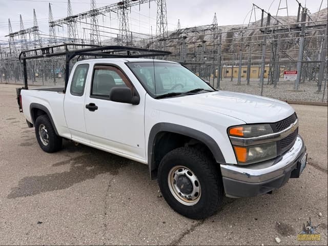 Image of Chevrolet Colorado equipment image 2