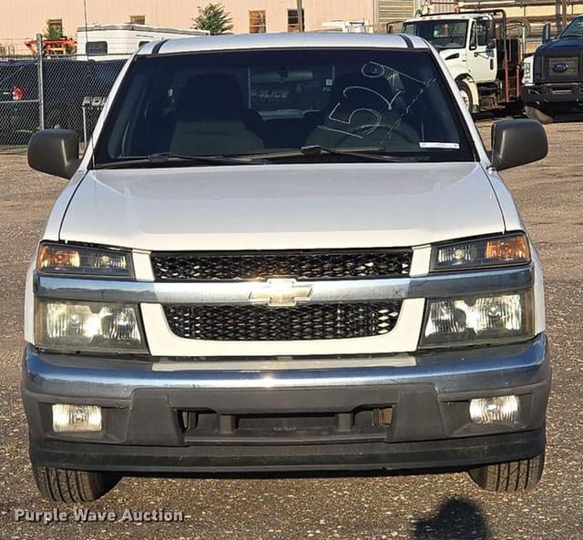 Image of Chevrolet Colorado equipment image 1