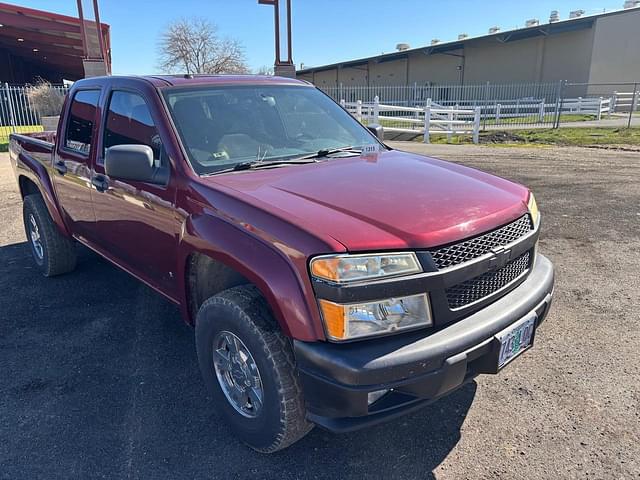 Image of Chevrolet Colorado equipment image 2