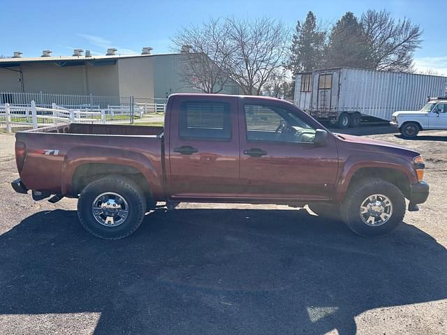 Image of Chevrolet Colorado equipment image 1