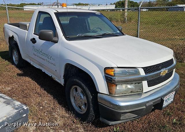 Image of Chevrolet Colorado equipment image 2