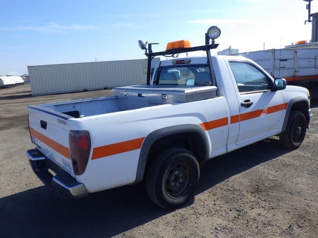 Image of Chevrolet Colorado equipment image 2