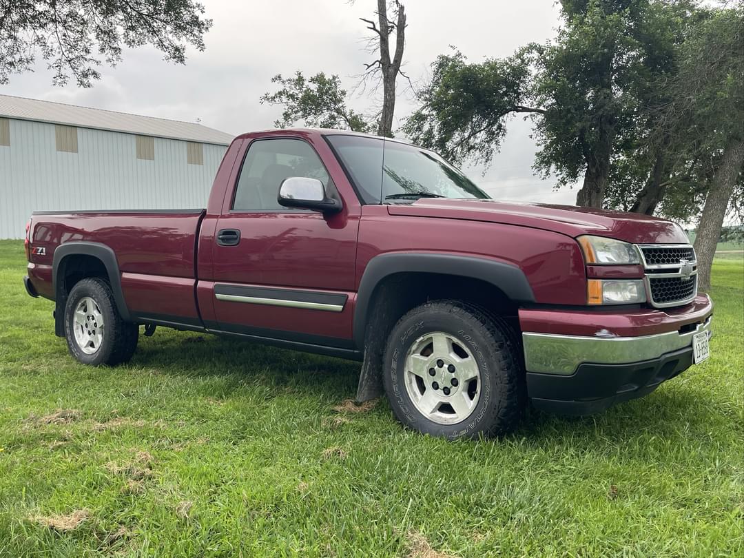 Image of Chevrolet 1500 Primary image