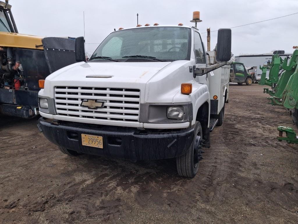 2007 Chevrolet C4500 Equipment Image0