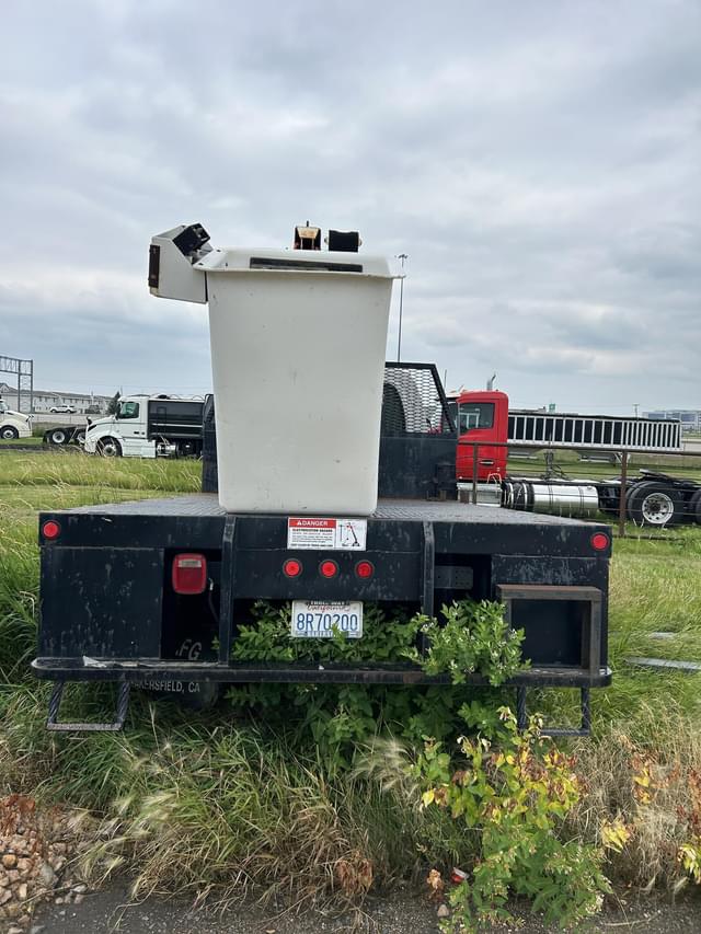 Image of Chevrolet Kodiak C6500 equipment image 3