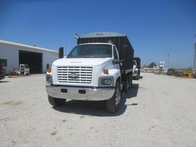 Image of Chevrolet Kodiak C7500 equipment image 4