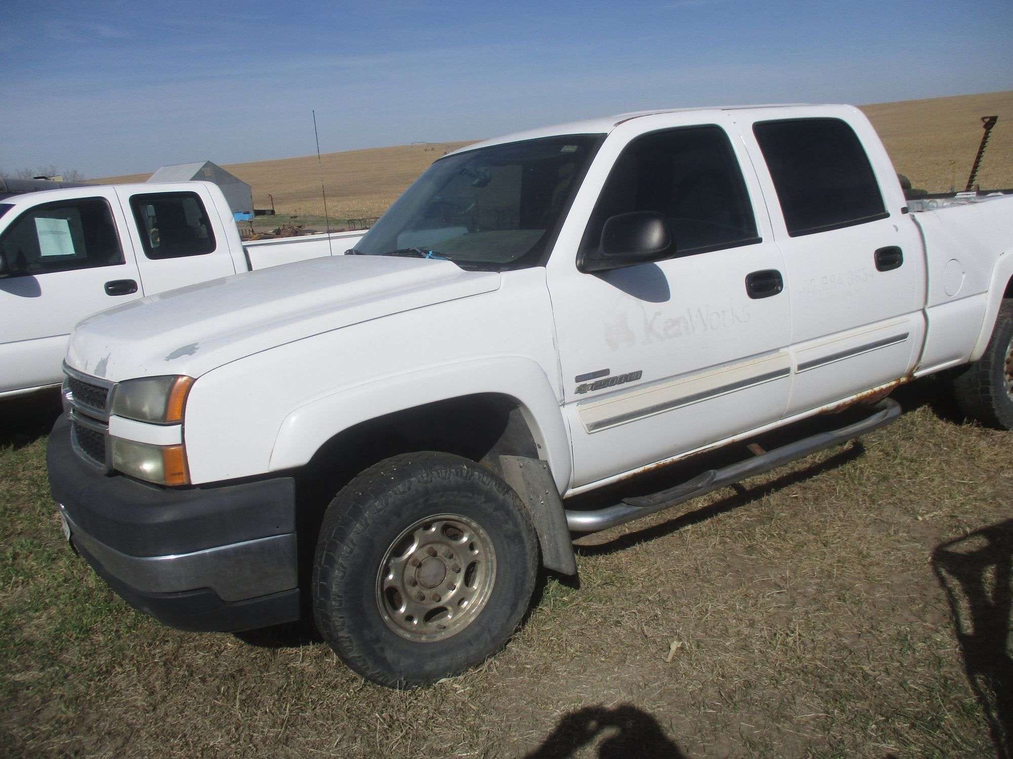 2007 Chevrolet 2500HD Equipment Image0