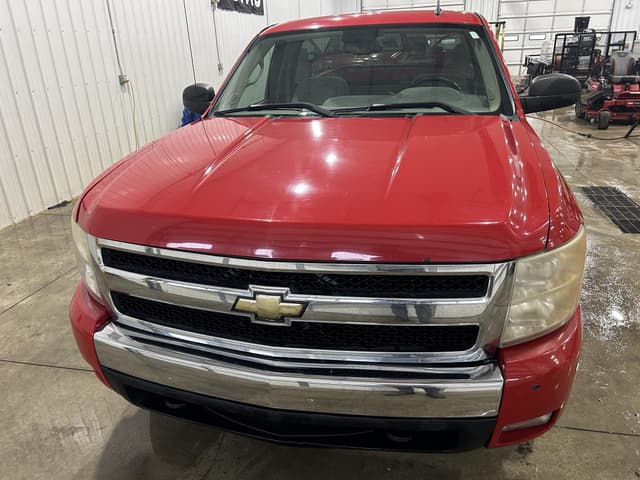 Image of Chevrolet 1500 equipment image 1