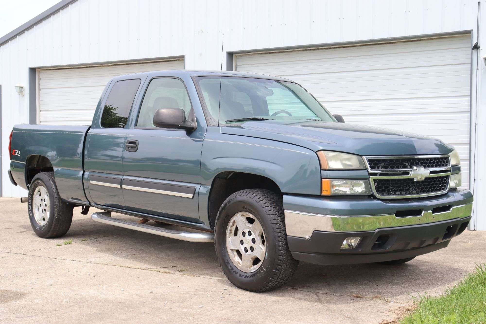 2007 Chevrolet 1500 Equipment Image0