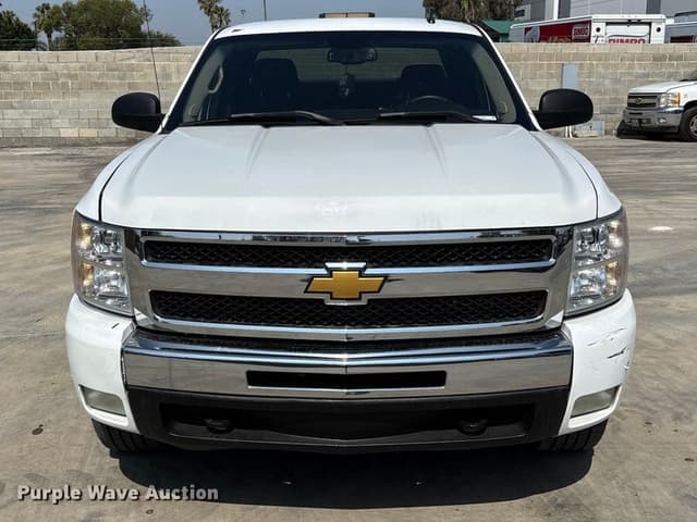 Image of Chevrolet 1500 equipment image 1
