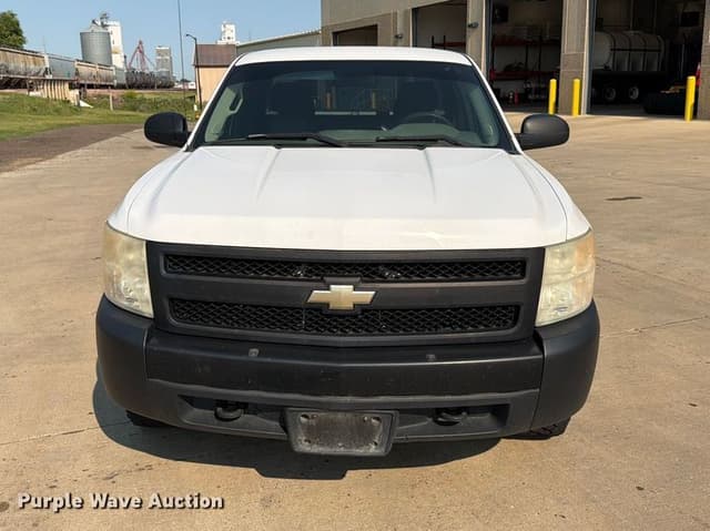 Image of Chevrolet 1500 equipment image 1