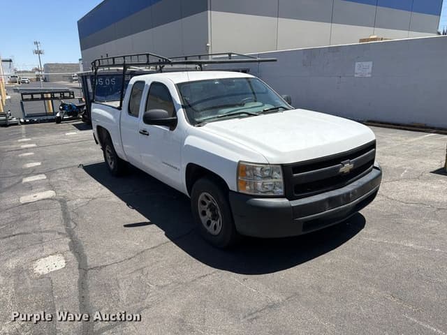 Image of Chevrolet 1500 equipment image 2