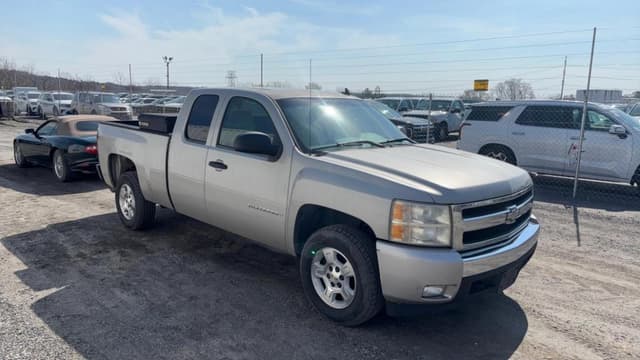 Image of Chevrolet 1500 equipment image 4