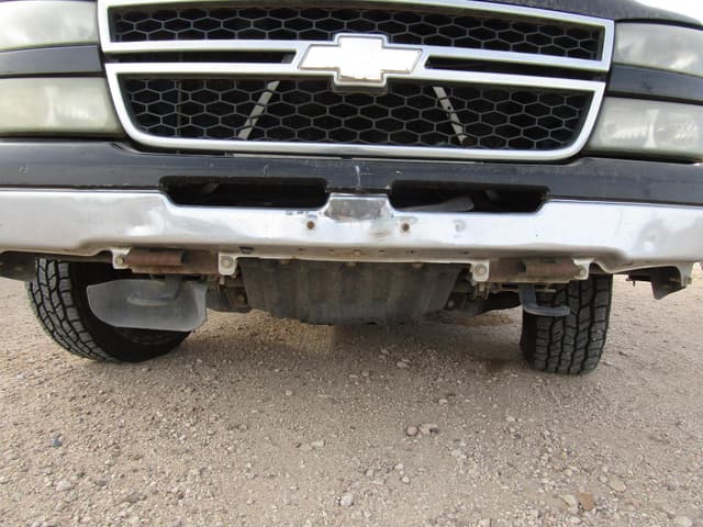 Image of Chevrolet 1500 equipment image 2