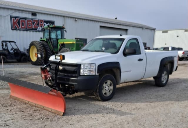 Image of Chevrolet 1500 equipment image 1