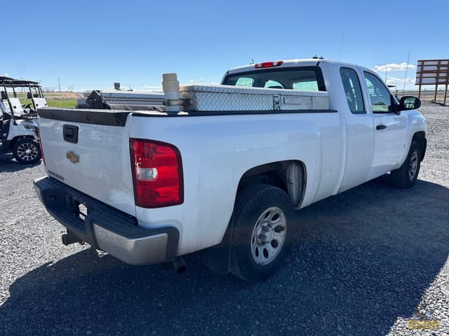Image of Chevrolet 1500 equipment image 4