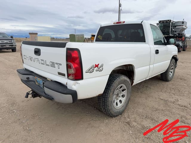 Image of Chevrolet 1500 equipment image 4