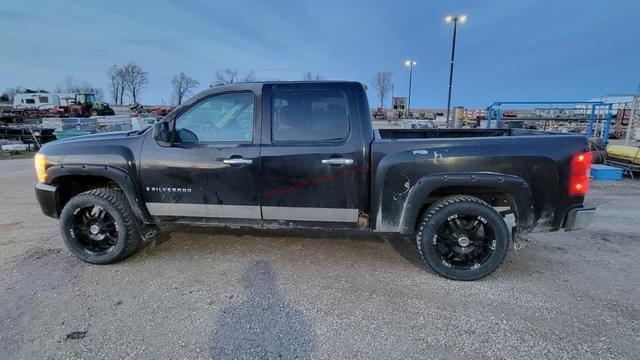 Image of Chevrolet 1500 equipment image 1