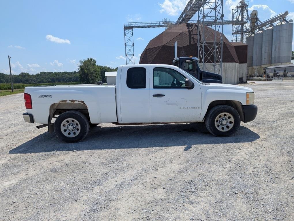 Image of Chevrolet 1500 Primary image