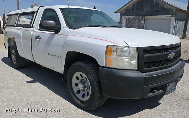 Image of Chevrolet 1500 equipment image 4