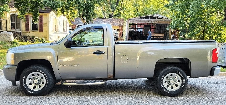 Image of Chevrolet Silverado Primary image