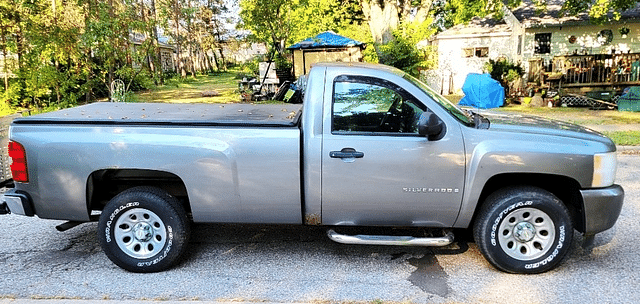 Image of Chevrolet Silverado equipment image 4