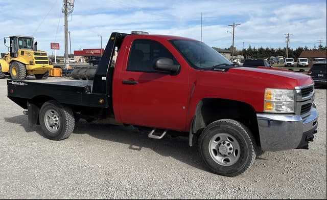 Image of Chevrolet 2500 equipment image 1