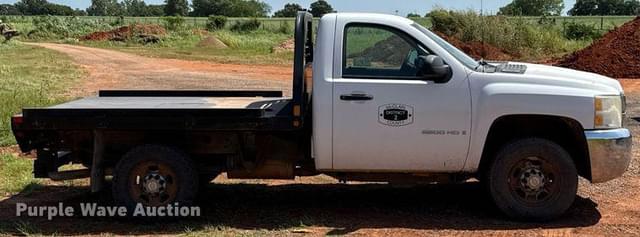 Image of Chevrolet 2500 equipment image 3