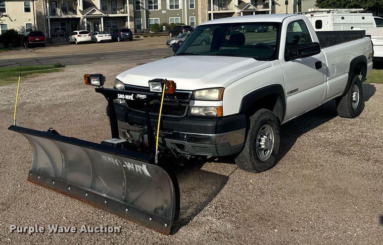 Image of Chevrolet 2500 Primary image